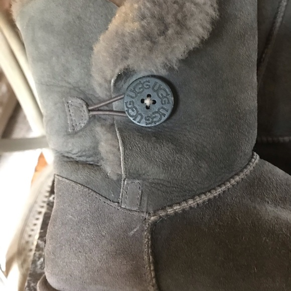 Ugg Bailey button boots gray - Picture 2 of 3